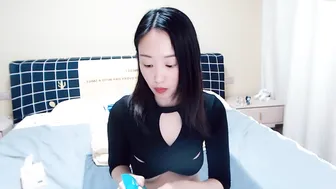 little_princess6 mama is cumming heavily