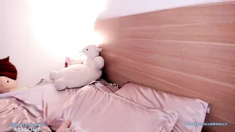 jillikins exquisite chick makes double fuck