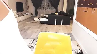 jointotoro experienced young lady passionately fucks sex toy