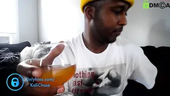 kali_kam caresses pussy through panties