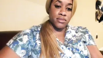 jasminekay hot bitch sucks dildos