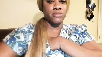 jasminekay hot bitch sucks dildos