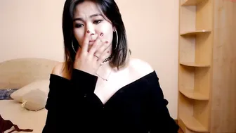 mey_holi whore chick sucks penis gentleman