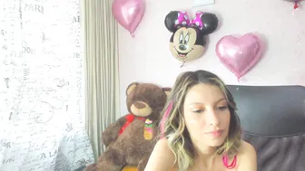 jessica_harrys gorgeous bitches do caressing in the shower