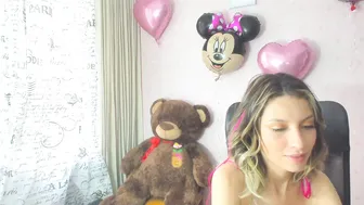 jessica_harrys gorgeous bitches do caressing in the shower