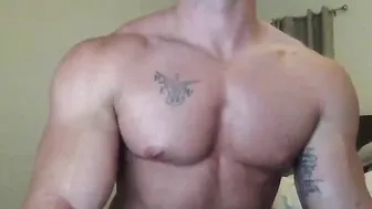 ironbutterfly69 spicy chick gently pulls pussy