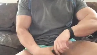 ironbutterfly69 black-haired bitch passionately masturbates cunt