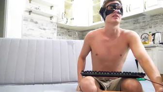 infinite_reality the chick measures beautiful outfits.