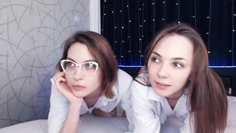 helenahayley bitch in stockings gets squirt