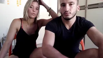 itshimwatchout naughty  girl  fingering vagina in the shower