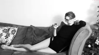 ingridnight blond slut jerking off dick