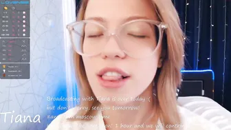 huntertiana delightful bitch exposes sexy body