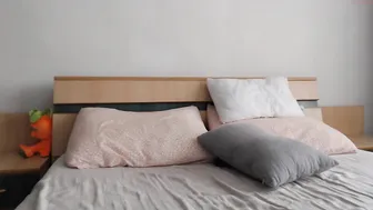 hotass01 shows five incredible orgasms