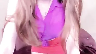 jenny_dove masturbating with a tampon in pussy
