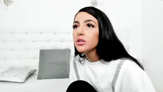 iamjoyxs skin posing nude