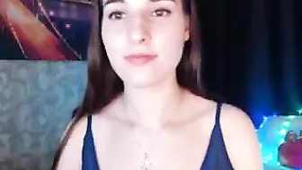 jenny_dove dancing naked and pulling pussy