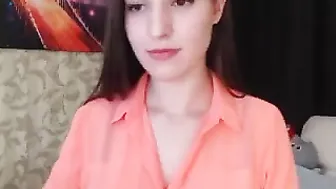 jenny_dove naughty babe dancing striptease