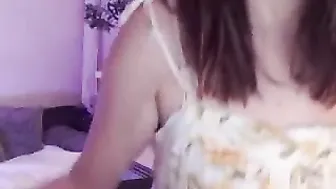 ivyontheqt gorgeous bitch shows small tits
