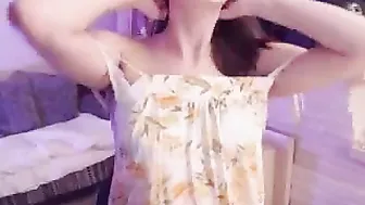 ivyontheqt slutty bitch masturbates pussy