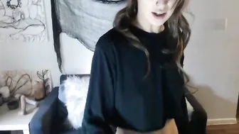 highfrequency slut shows his designed holes