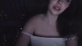 ivyontheqt busty  cam girl  masturbates cunt