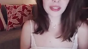 ivyontheqt exquisite slut shows juicy ass