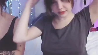 ivyontheqt seductive and hot beauty pulls vagina