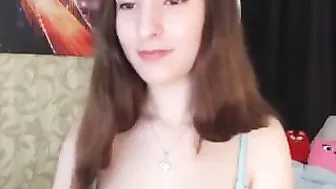 jenny_dove tender small fucks herself in the pussy