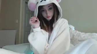 Stormyy  arab courtesan performing a show