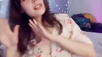 ivyontheqt young slut gets naked before boobs