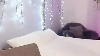 ivyontheqt slut pussy fingers in pussy