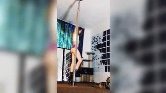 Naomi Dee  17 April 2020