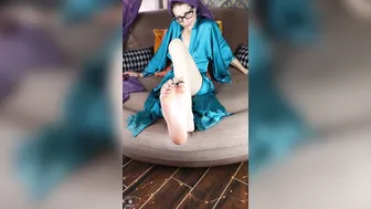 Keri Berry  Busty courtesan