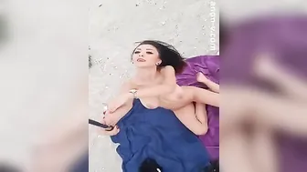 Hunny_Bunny24 imposing slut stiffens her cunt tight