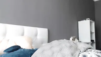 kity97 sexy blonde gets her pussy fucked