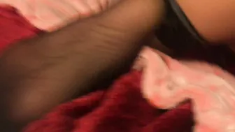 chrisstrokesxxx sexy babe caresses fingers