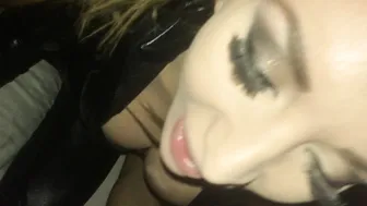 diversestacey busty slut fucks her cunt with a sex toy