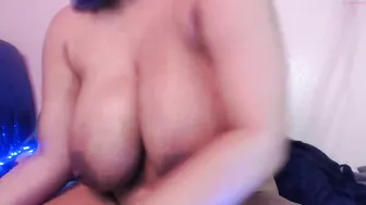 lia_bluemoon cute slut fucks himself in the ass