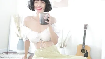 lecabaret cute bitches and jerking pussy