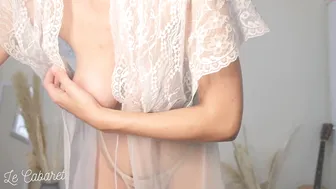 lecabaret wonderful bitch jerking on webcam