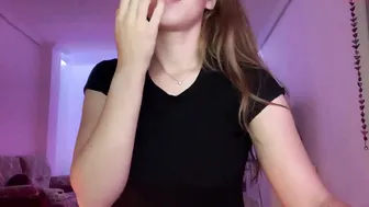 lesly_moon impressive wench effectively jerks her cap