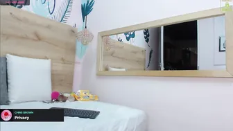 lily_baudinx mature bitch spreads her sexy legs