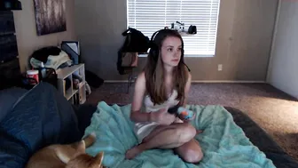 lexireign harlot posing in pantyhose