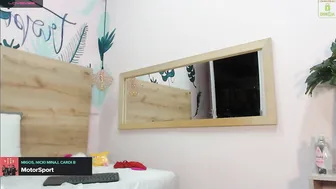 lily_baudinx cute lady jerking off her cunt