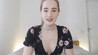 laila_laurent experienced trash hot fucks both slits