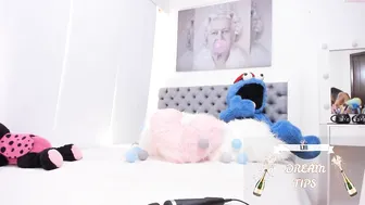 missniley big tit babe bares sexy body