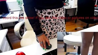 milf_viktoria sweet lady caresses rubber penis