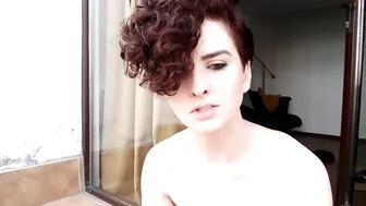 missalexthorn dirty bitch is engaged in oral sex