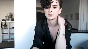 missalexthorn hot chick fucks pussy sex toy