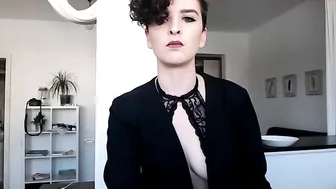 missalexthorn milf with tattoos jerks off her cunt